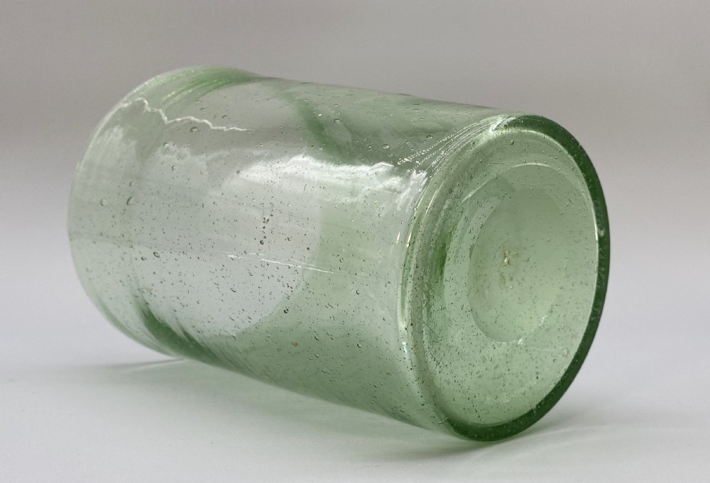Large Superb 18thC Hand-Blown Engraved Green Glass Beaker Vase circa 1760 View XV