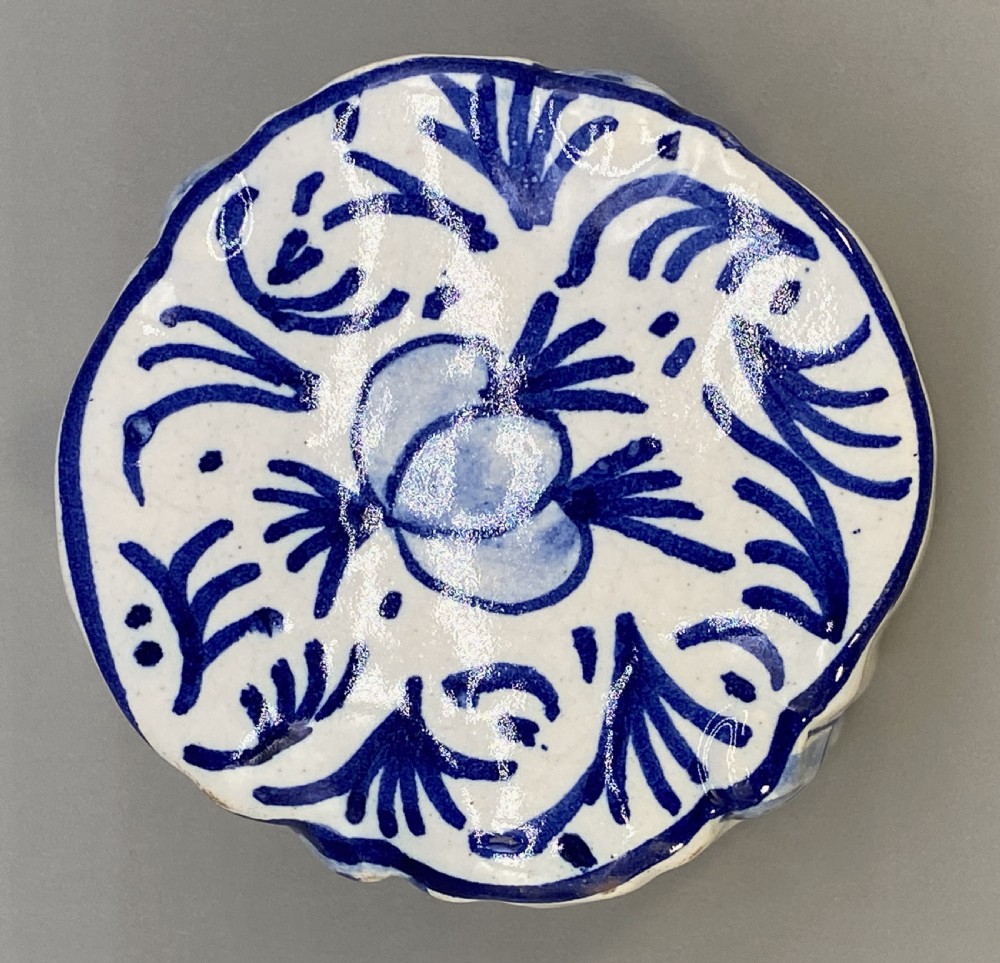 c. 1820 Dutch Delft  Blue and White Chinoiserie Tea Caddy Canister & Cover View X