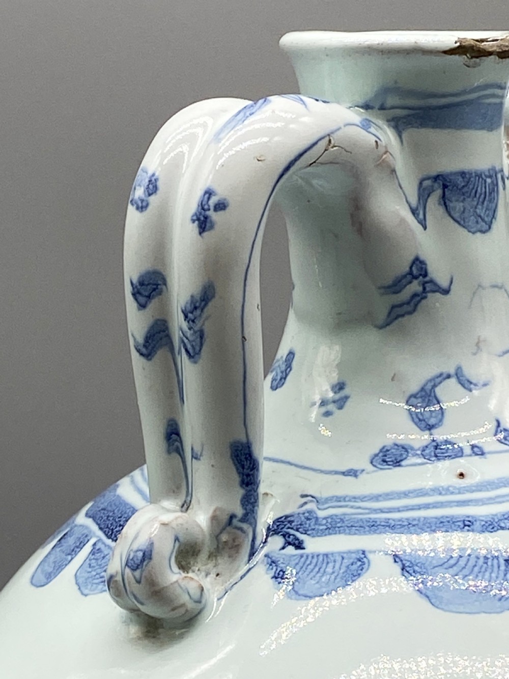 Museum Quality 17th-Century Italian Savona Majolica Bottle Vase Blue and White View XII