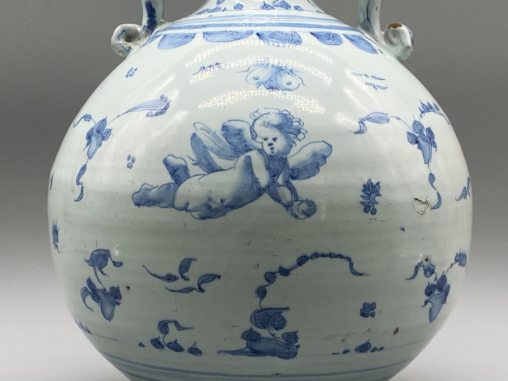 Museum Quality 17th-Century Italian Savona Majolica Bottle Vase Blue and White View XV