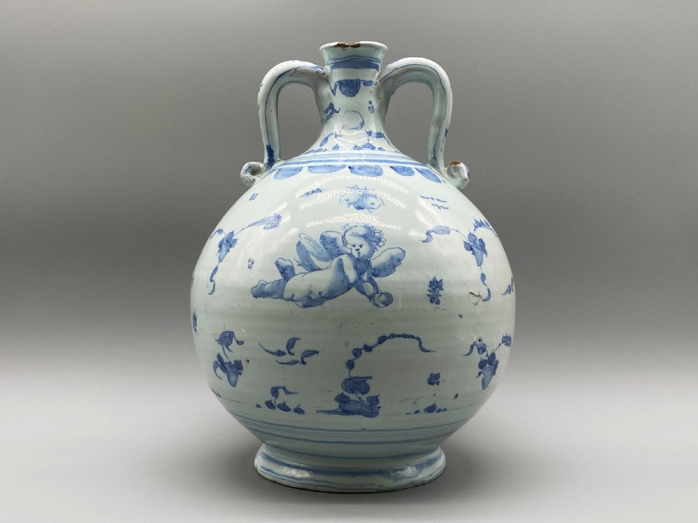 Museum Quality 17th-Century Italian Savona Majolica Bottle Vase Blue and White View XXI