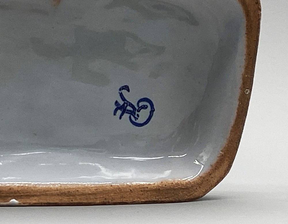 Circa 1900 Dutch Delft Blue & White Chinoiserie Faience Cow  View XVIII