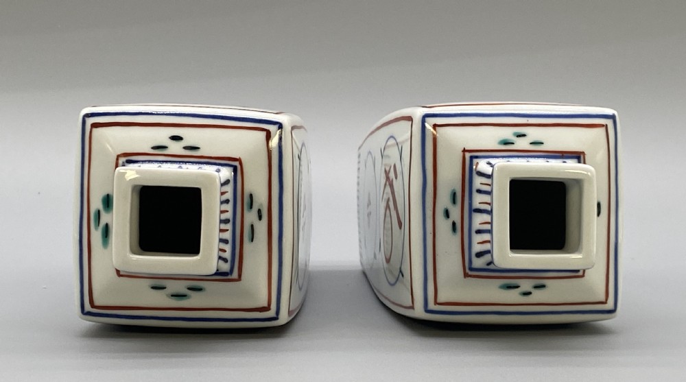 Stunning Pair of Signed Japanese Tomimoto Kenkichi (1886–1963) Square Porcelain Vases View XIV