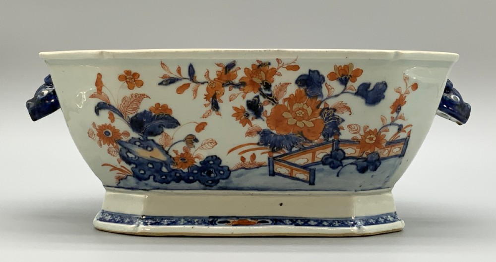 Antique Chinese Export Porcelain Jardinière 18th-Century Imari Chinoiserie