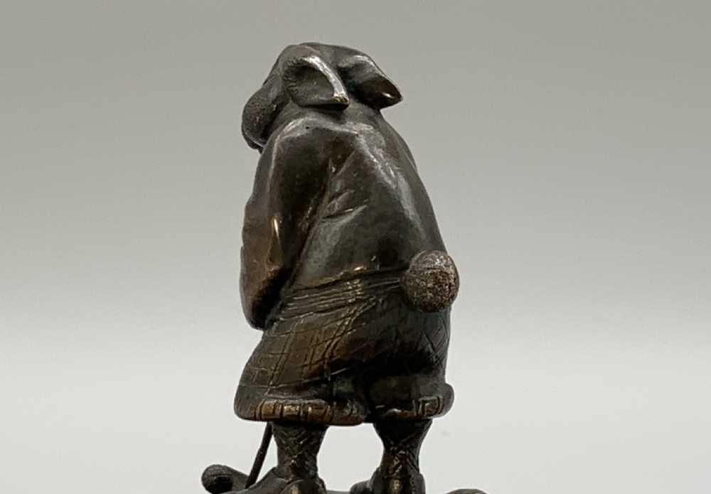 Antique Bronze Rabbit Golfer Novelty Desktop Statue Figurine Sculpture View XV