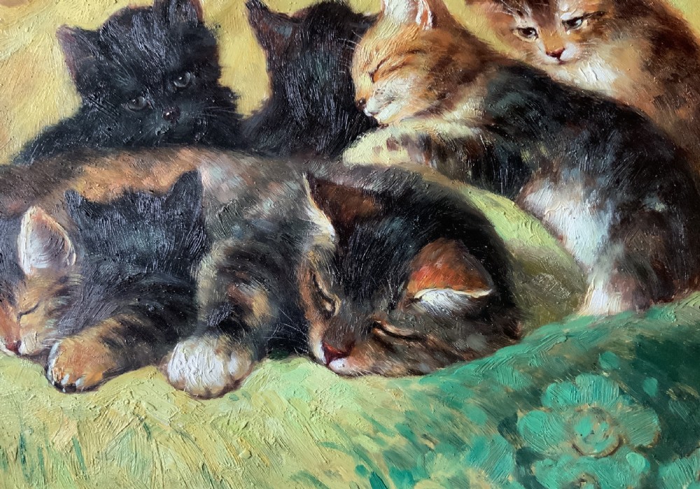 An oil painting on a wooden panel depicting a mother cat and five kittens resting on a green fabric, housed in a wide gilt frame. View VI