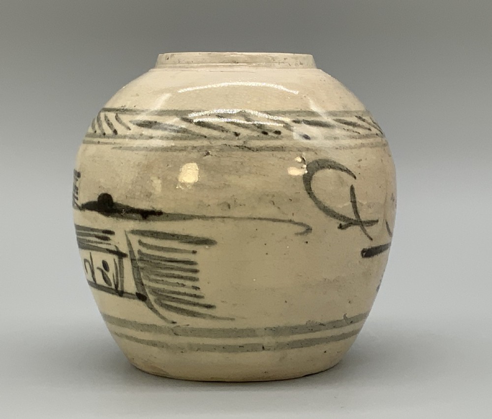 Original 17th-Century Chinese Ming Dynasty Provincial Pottery Ginger Jar (Guan) View VIII
