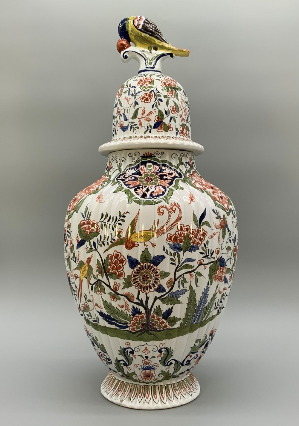 Huge c. 1900 Dutch Delft Polychrome Parrot Vase Chinoiserie Ribbed Vases