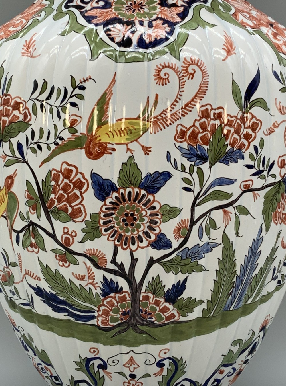 Huge c. 1900 Dutch Delft Polychrome Parrot Vase Chinoiserie Ribbed Vases View IX