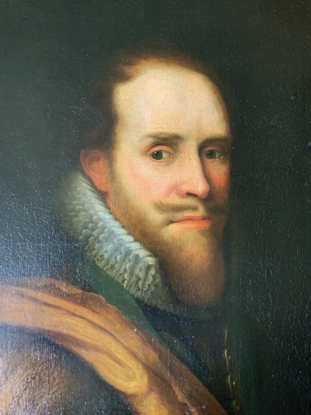 A seventeenth-century Dutch Old Master oil portrait painting depicting Maurice, Prince of Orange, set within a light moulded wooden frame. View VIII