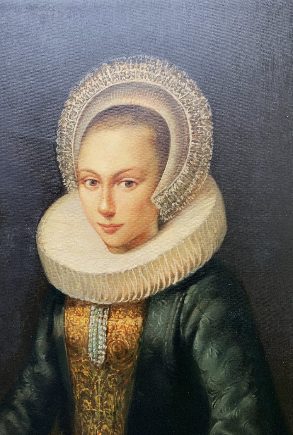 A full-length oil painting depicting a noblewoman dressed in a dark green gown, large white lace ruff collar, and bonnet, set within a dark frame. View VI