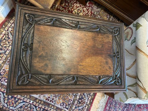 FRENCH ARTS AND CRAFTS STYLE OAK OCCASIONAL TABLE - ADDITIONAL PHOTO 5