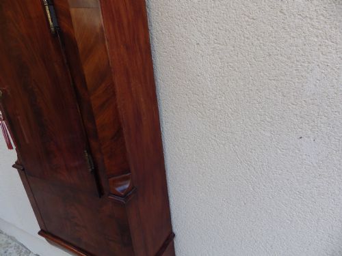 LARGE TAVERN CLOCK IN FLAME MAHOGANY BY SMITH SONS OF WALTON - ADDITIONAL PHOTO 5