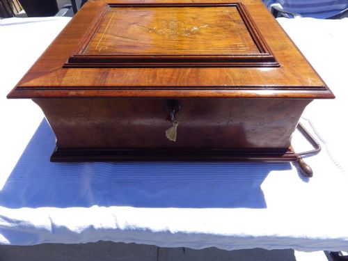 POLYPHON IN SOLID WALNUT MOVEMENT RESTORED WITH 30 DISKSRECORDS - ADDITIONAL PHOTO 1