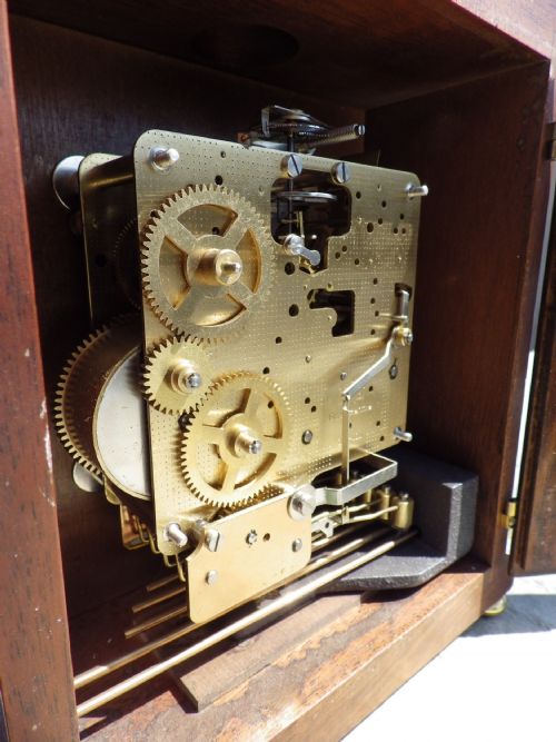 COMITTI WESTMINSTER MANTLE CLOCK - ADDITIONAL PHOTO 5