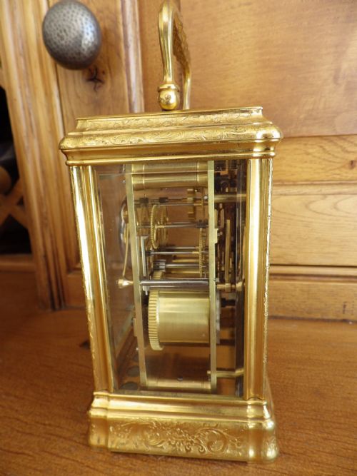 FRENCH REPEATING CARRIAGE CLOCK ENGRAVED CASE ON A BELL 1860 - ADDITIONAL PHOTO 5