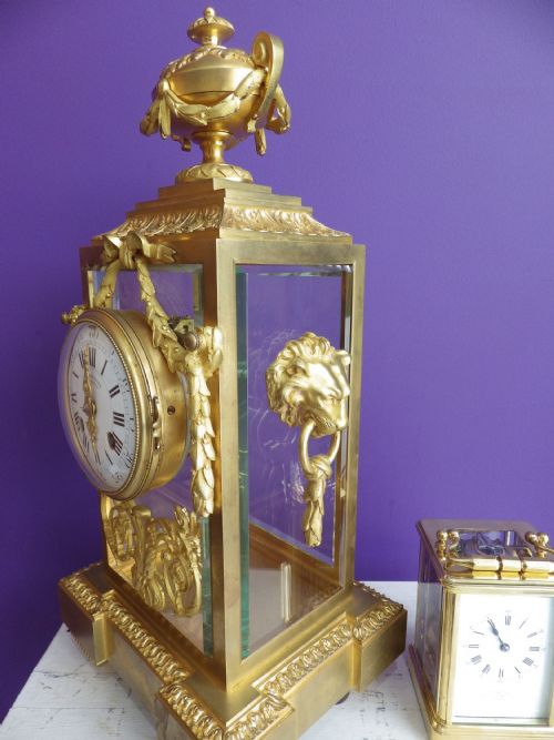 FRENCH CRYSTAL REGULATOR IN A GLASS CASE 1880S - ADDITIONAL PHOTO 4