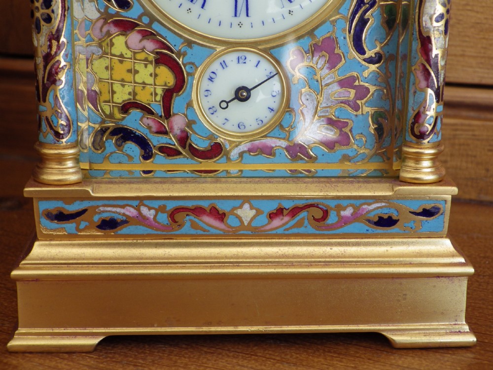 French Repeating Carriage Clock With Enamel and Gilded Case 1890s View VII