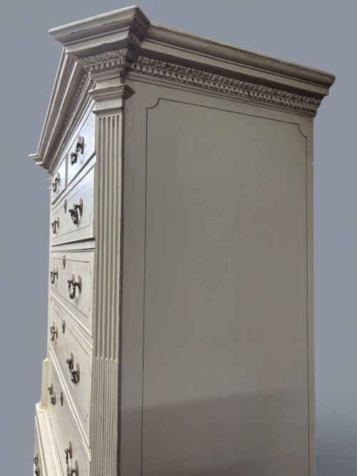GEORGIAN CHESTONCHEST - ADDITIONAL PHOTO 1