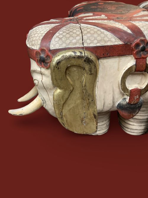 DECORATIVE ASIAN ELEPHANT SEATS SCULPTED BODY AND TUSKS IN WOOD - ADDITIONAL PHOTO 7