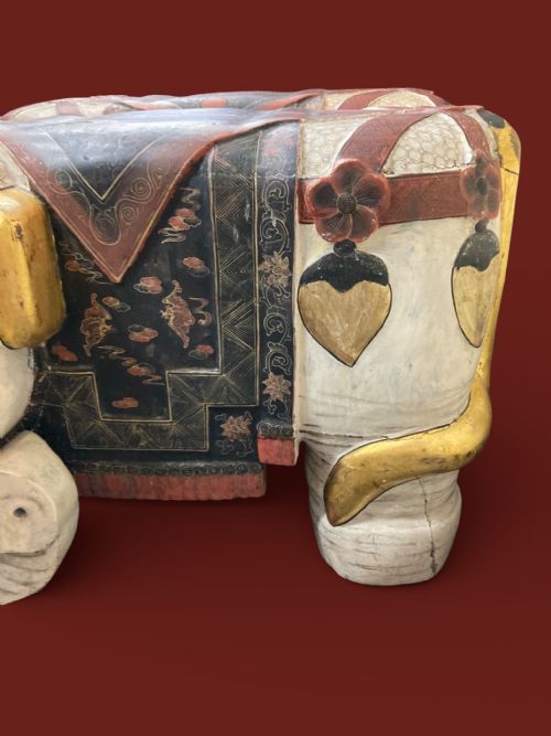 DECORATIVE ASIAN ELEPHANT SEATS SCULPTED BODY AND TUSKS IN WOOD - ADDITIONAL PHOTO 10