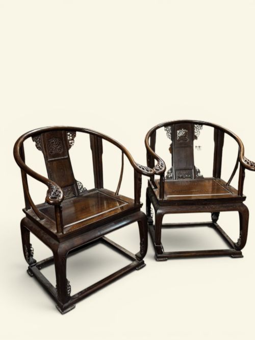 PAIR OF CHINESE HARDWOOD HORSESHOEBACK ARMCHAIRS CIRCA 1900 - ADDITIONAL PHOTO 1