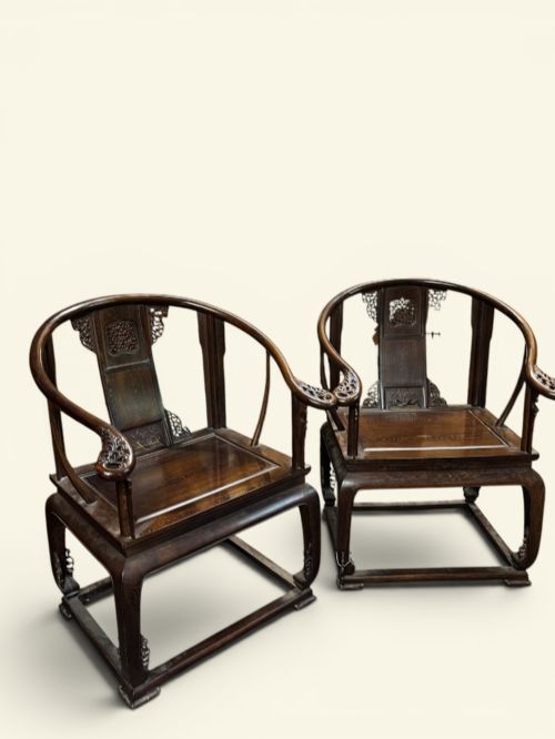 PAIR OF CHINESE HARDWOOD HORSESHOEBACK ARMCHAIRS CIRCA 1900 - ADDITIONAL PHOTO 3