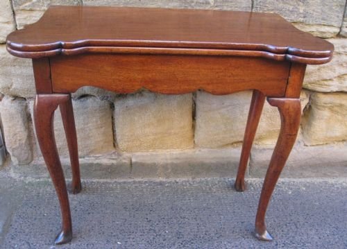Early Georgian Mahogany Turn Over Top Tea Table
