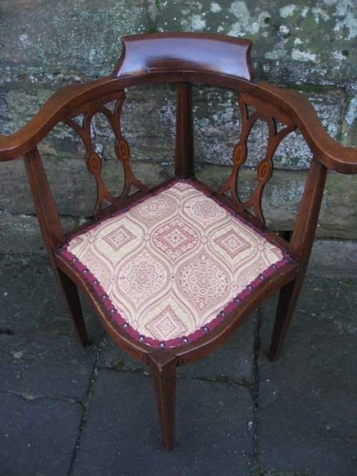 Edwardian Mahogany Inlaid Corner Chair