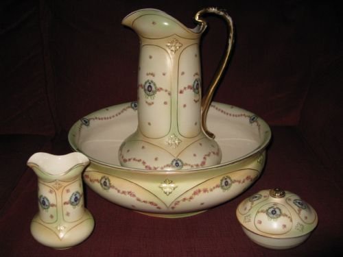 Crown Devon Wash Set / Toilet Set