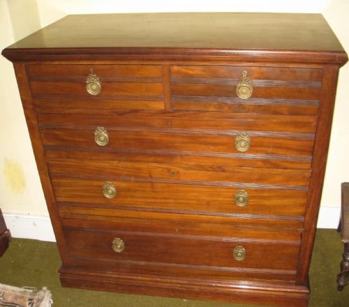 Edwardian Walnut Chest of Drawers