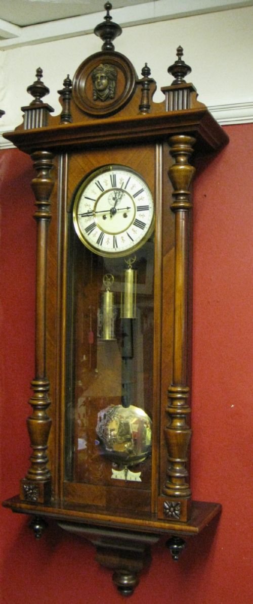 Double Weight Vienna Wall Clock