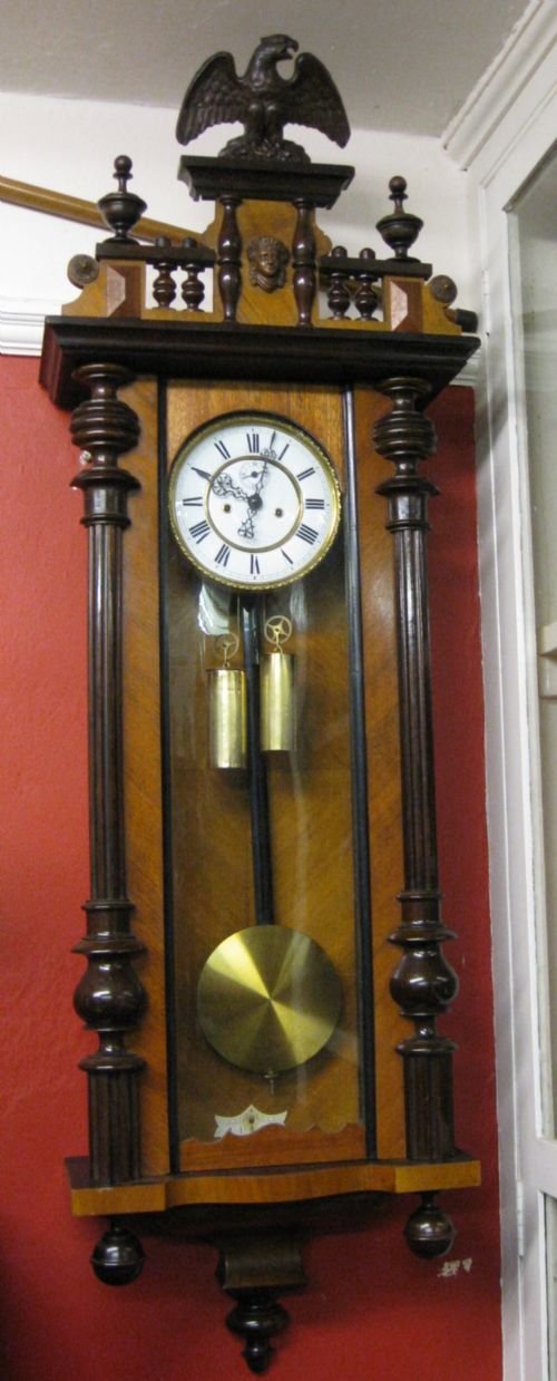 Double Weight Vienna Wall Clock
