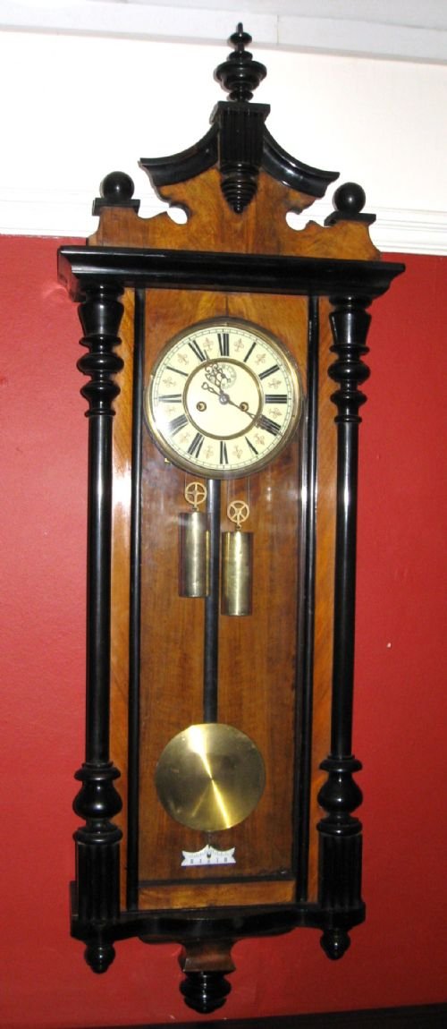 Double Weight Vienna Wall Clock