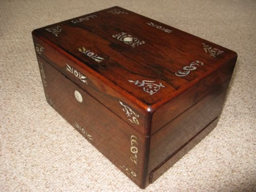 Inlaid Rosewood Dressing Box / Jewellery Box