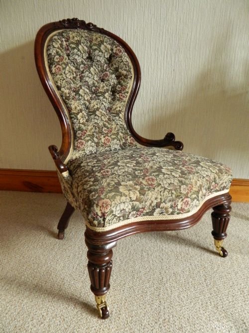 Victorian Spoon Back Salon Chair