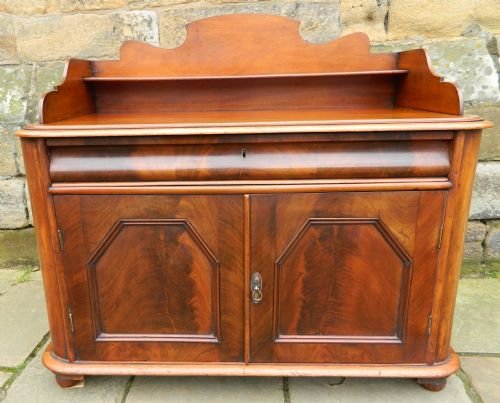 Small Victorian Mahogany Chiffonier