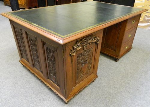 Large Arts & Crafts Partners Desk