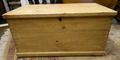 Pine Blanket Box