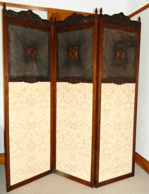 Three Fold Room Screen
