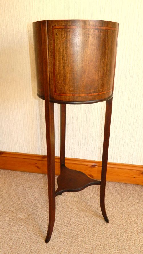 Inlaid Mahogany Planter