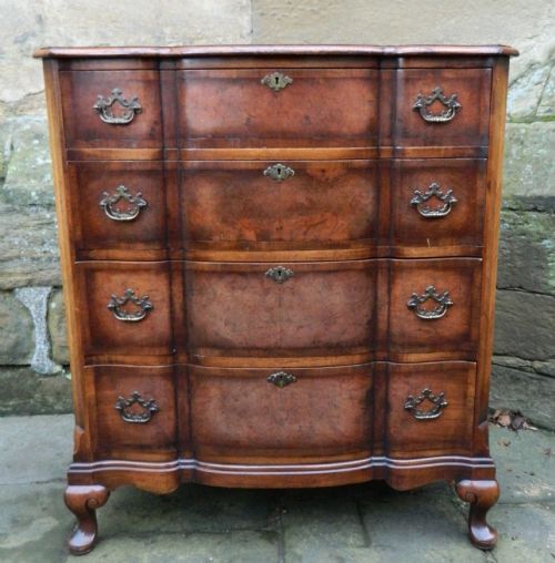 Waring & Gillows Walnut Chest of Drawers