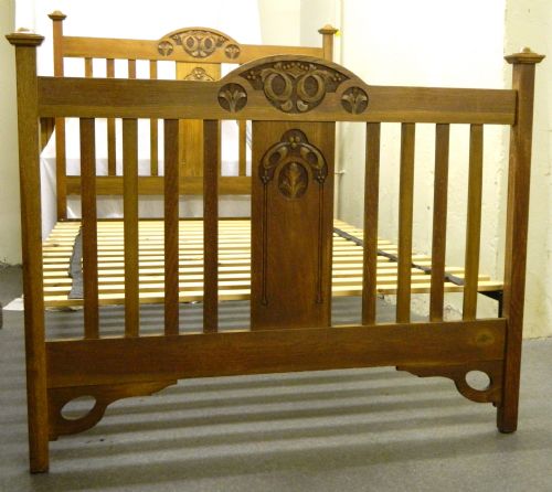 Oak Arts & Crafts Double Bed