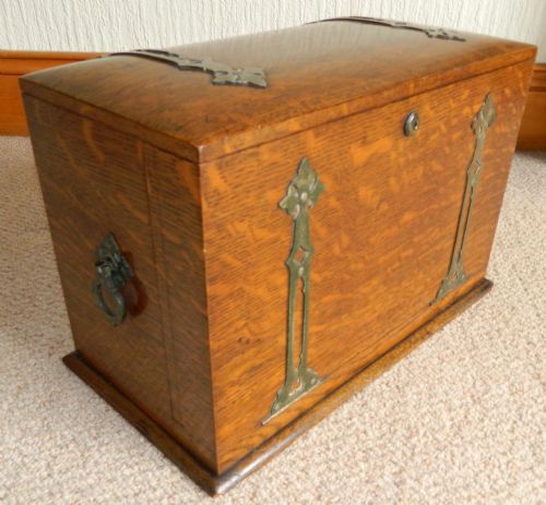 Oak Stationery Box & Writing Slope