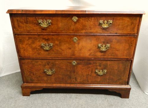 Walnut Chest of Drawers