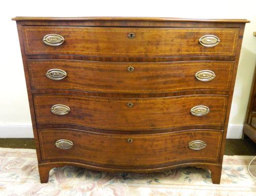 Mahogany Serpentine Chest of Drawers