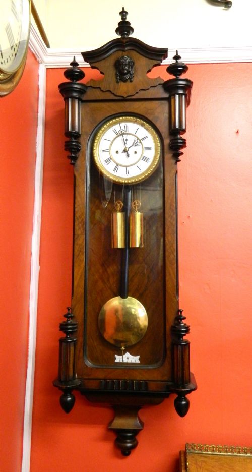 Double Weight Vienna Wall Clock