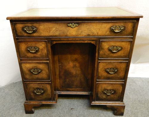 Mahogany Kneehole Desk