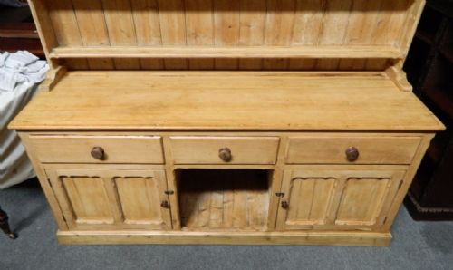 fig 1. large Georgian pine dresser