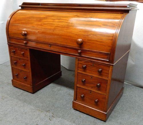 Mahogany Cylinder Desk / Roll Top Desk